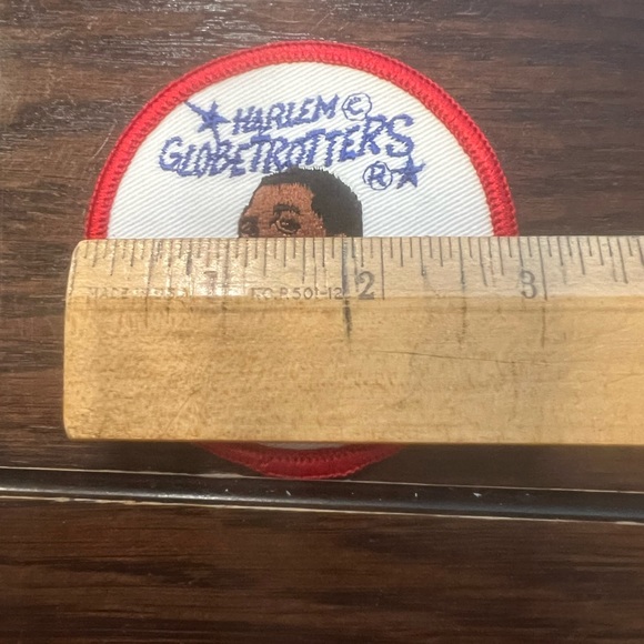Vintage 1970’s Swiss Maid Quality Emblems Harlem Globetrotters Patch Set of 2 - Picture 3 of 4